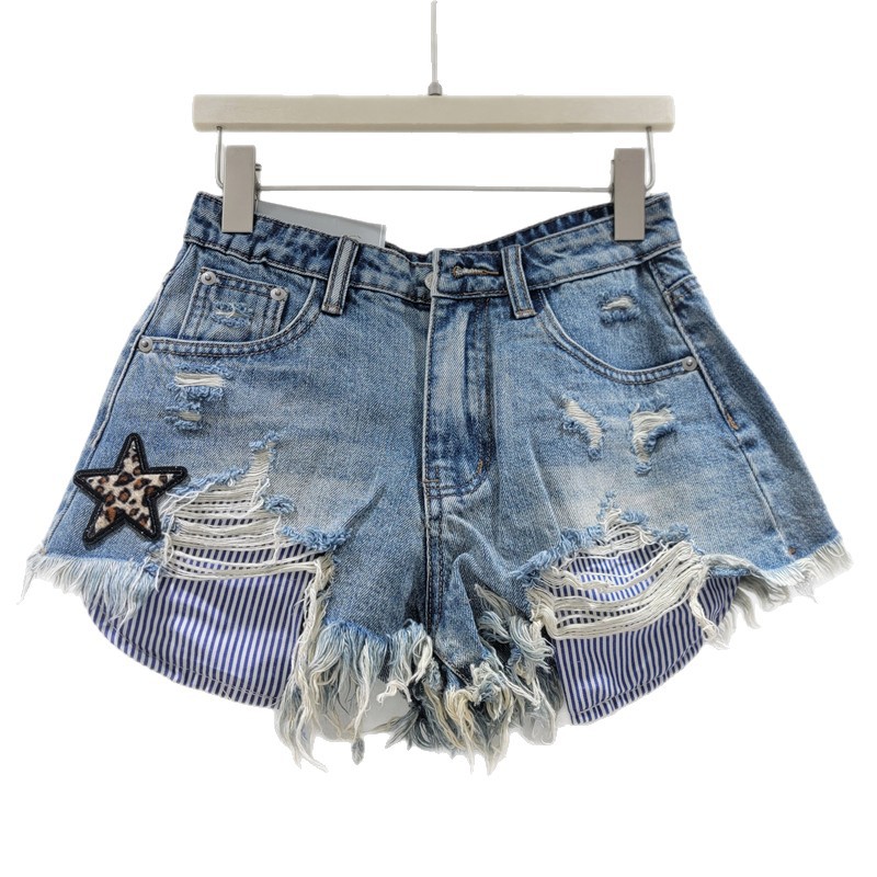 Pantalón Corto Jean de Mezclilla de Poliéster Efecto Desgastado Parche Decorativo Bordes Deshilachados para Verano Casual