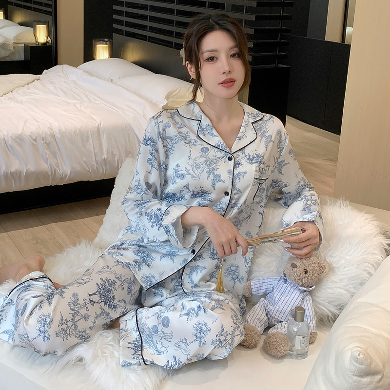 봄, 가을 유럽 및 미국 스타일의 여자 친구들 절친복, 중국풍의 광택 실크 여성용 아이스 실크 얇은 실크 긴팔 홈웨어 세트