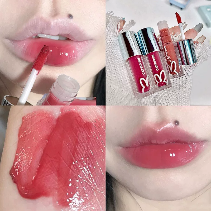 Glossy lip gloss, lipstick, makeup primer, mirror effect