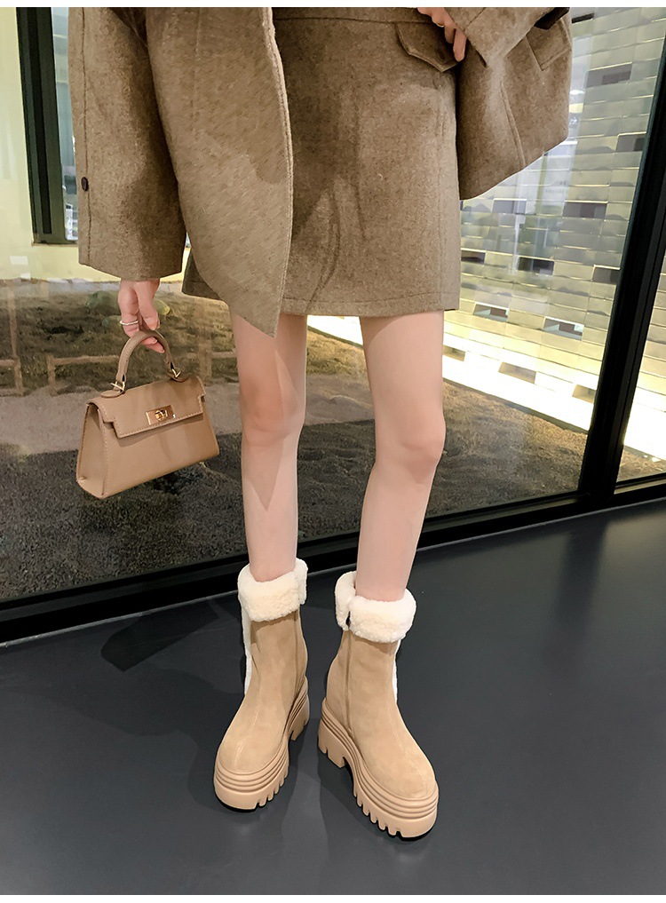 Boot ngắn nữ gót nêm lông cừu nhân tạo, tăng chiều cao bên trong, form ấm mùa đông — mơ 15cm chi tiết 10