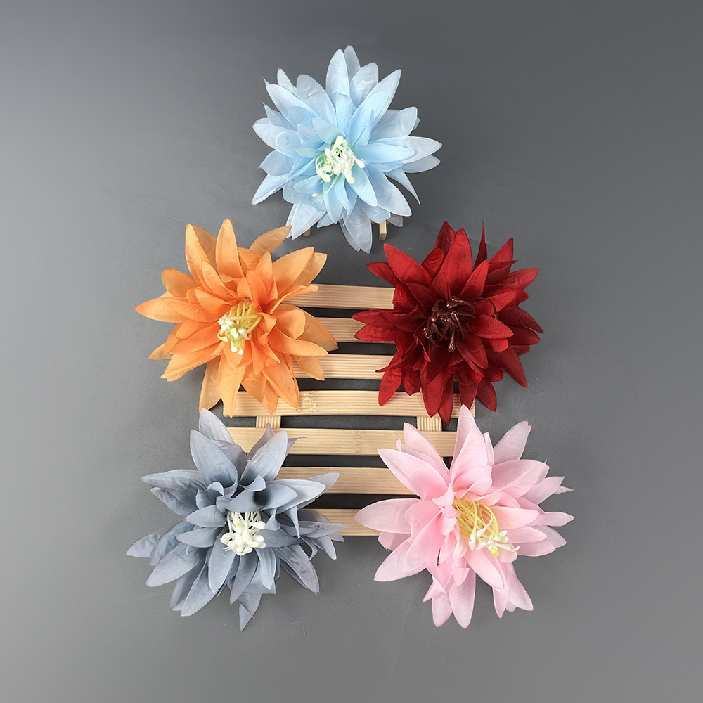 Simulación de flores de crisantemo de garra grande DIY guirlandas hechas a mano gorra gorra gorra gorra accesorios de crisantemo de garra de cangrejo pared de flores fotografía