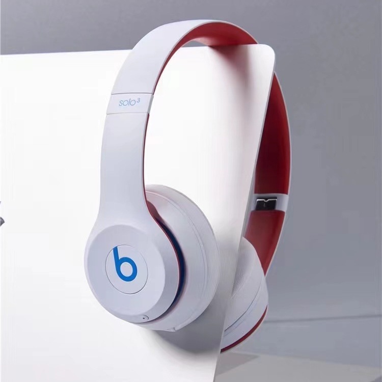 国境を越えてbeats solo 3豚年ブラウン熊学院風ヘッドセット式bluetoothイヤホンに適用します|undefined