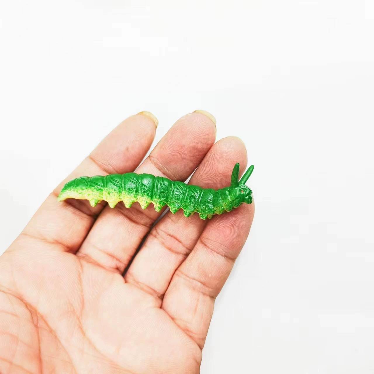 Crawling Caterpillar Mini Figure, Plastic 5–7 cm, Educational & Prank Toy