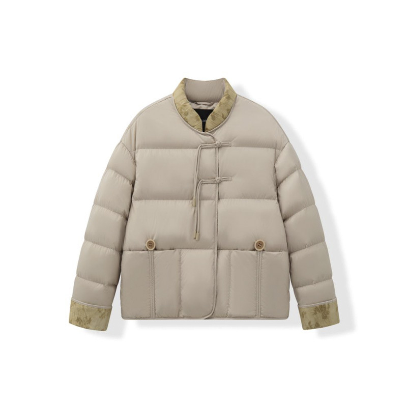Jacquard de terciopelo blanco nuevo estilo chino retro Jacquard nuevo tipo de chaqueta de mujer de invierno corto