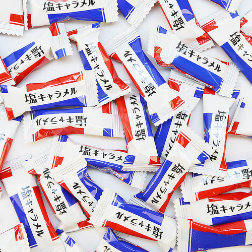 Sunlight Salt Japanese Caramel Candy Caramel Milk Flavor Bulk Wholesale Wedding Celebration Candy Happy Candy for Chinese New Year Candy Bulk