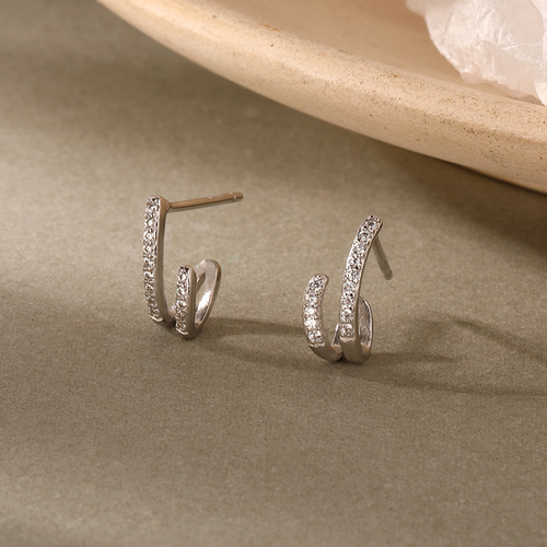 Cross-border wholesale earrings for women sterling silver 925 European and American retro niche ins Korean circle golden zircon earrings