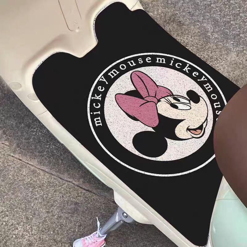 Cartoon Mickey Electric Scooter Foot Mat with Thickened Wire Loops, Anti-Slip, Dirt-Resistant, Easy to Clean, Direct from Manufacturer, Wholesale