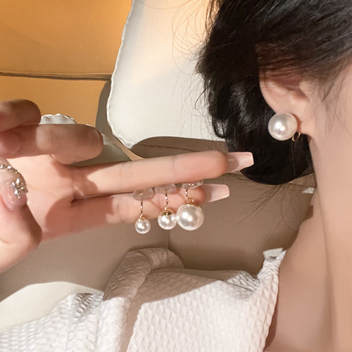 Shi Family Highlighted Pearl Earrings for Women, Mosquito Coil Plate, Elegant Influencer and Socialite Blogger, High-End, Niche, Minimalist Ear Accessories