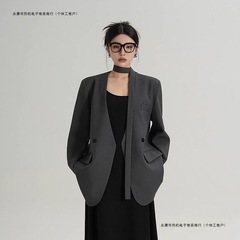 小西装外套女2025新款春秋小个子设计感小众宽松慵懒风v领小西服