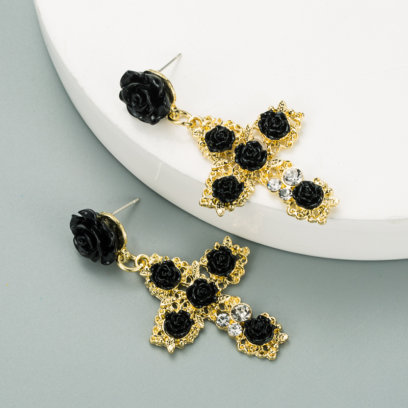 Korean Fashion Baroque Style Rose Flower Earrings display picture 5