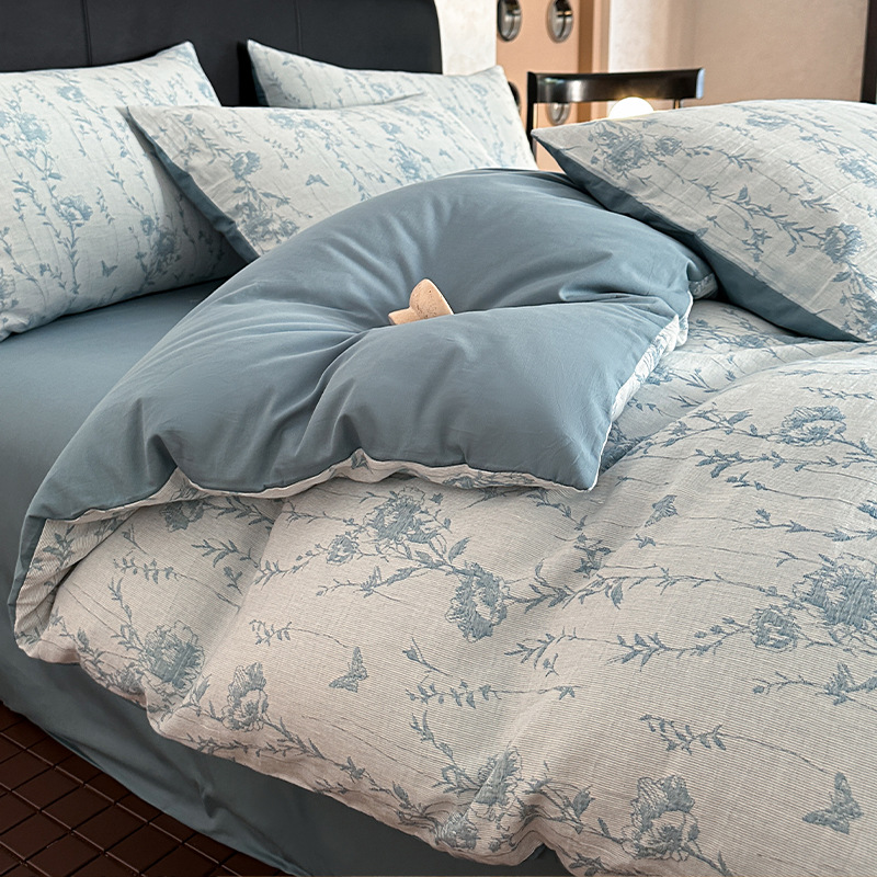 Cama de algodón de hilo de tres capas de lujo ligero de cuatro piezas de algodón puro 2024 nuevo hilo de doble capa simple funda de edredón de sábana