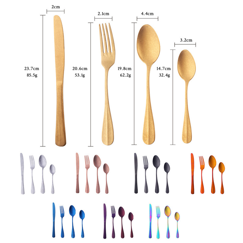 レトロな工芸ナイフとフォークのスプーンは古風にして古い四点セットのフロストカラーのアイデアの西洋食器セットを作ります。|undefined