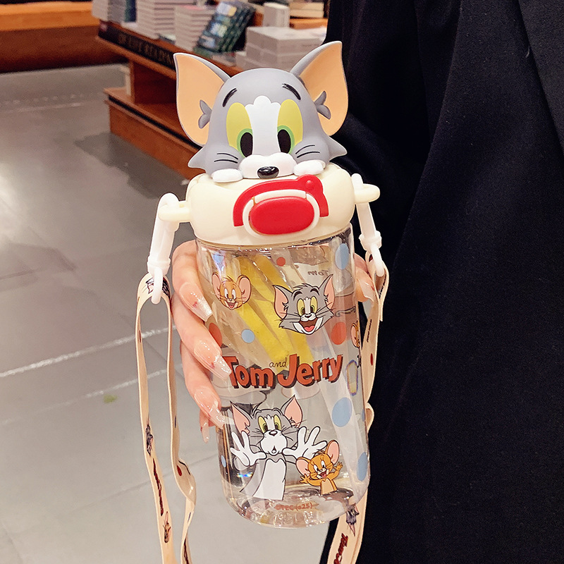 トムとジェリー子供用トリタンプラスチックウォーターカップ新しい男の子と女の子の学校特別なストローカップ夏の幼稚園|undefined