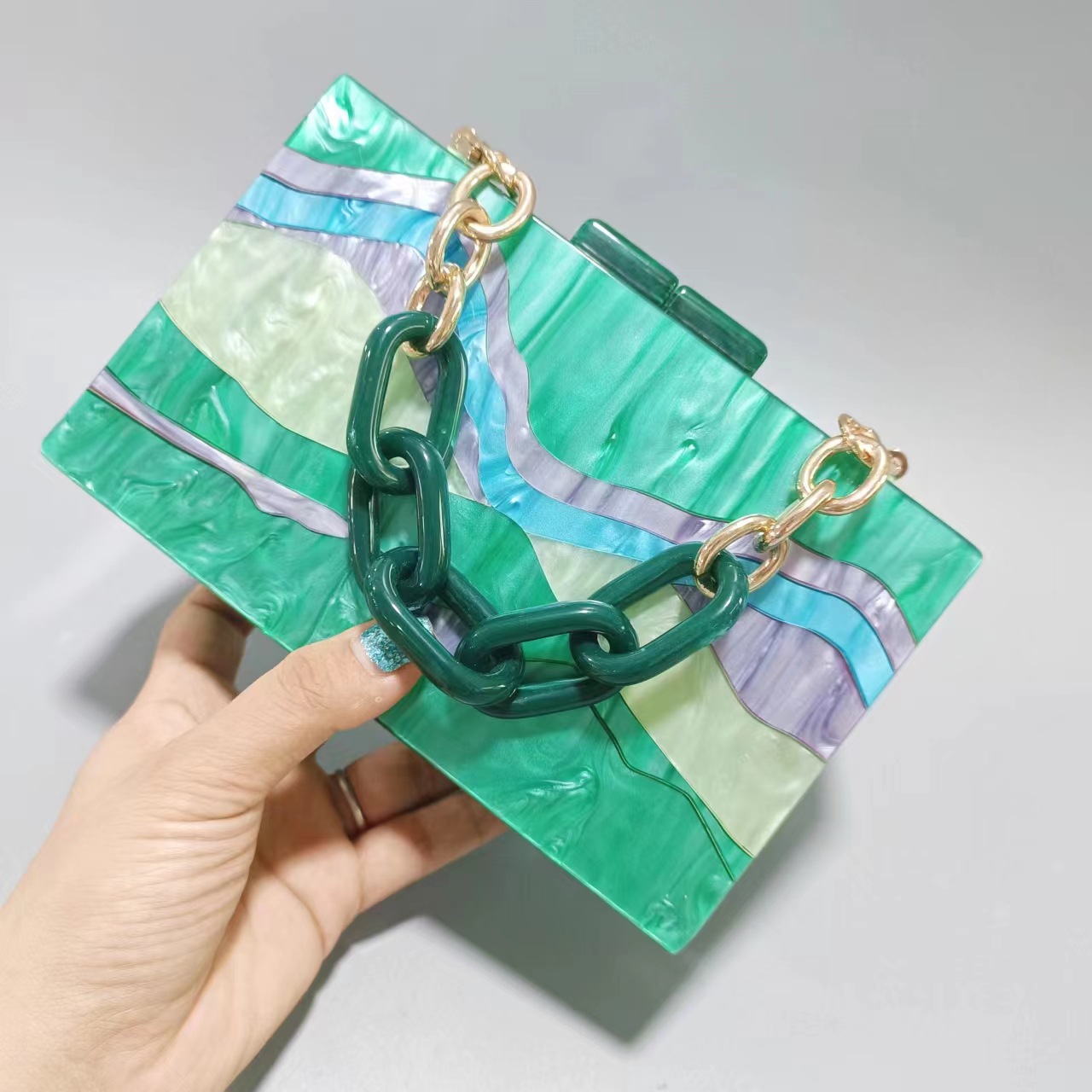 Magnetic Buckle Closure Type Arylic Color Block Square Evening Bags