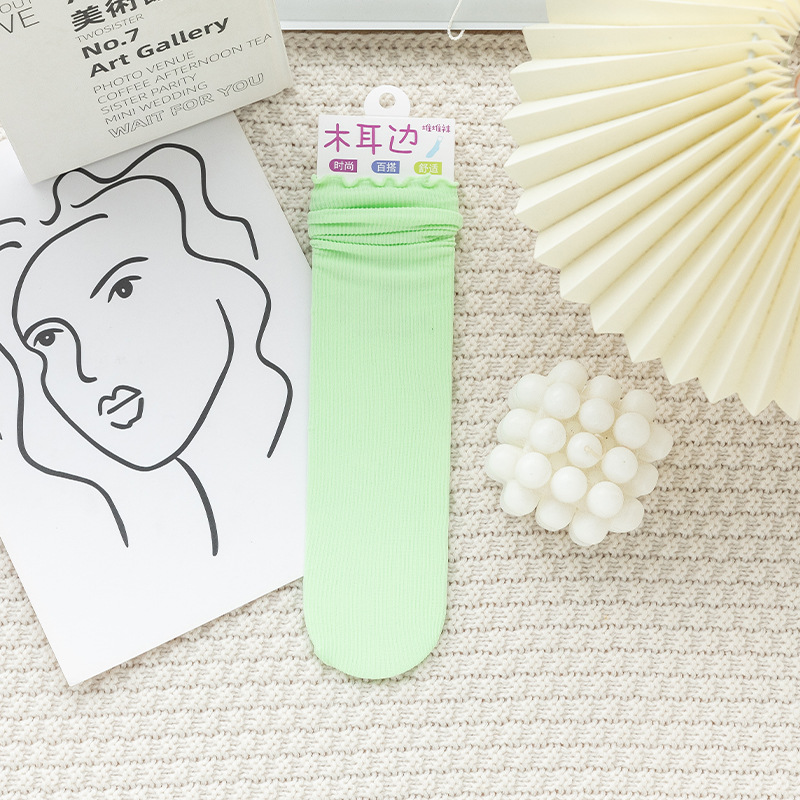 Calcetines de hielo finos de terciopelo de primavera, verano y otoño, medias a rayas para mujer, medias de hielo de tubo medio, calcetines de pila japoneses transpirables