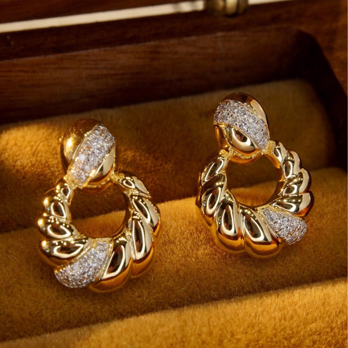 Antique jewelry with pigtail