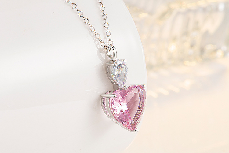 Fashion Heart Shape Copper Pendant Necklace Inlay Zircon Copper Necklaces