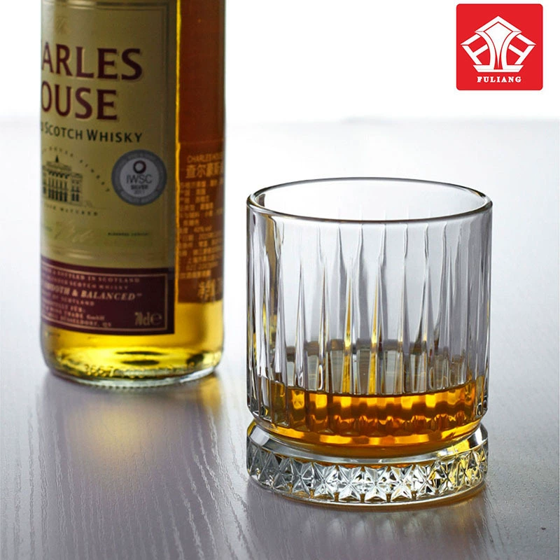 Retro crystal creative wineglass for whiskey