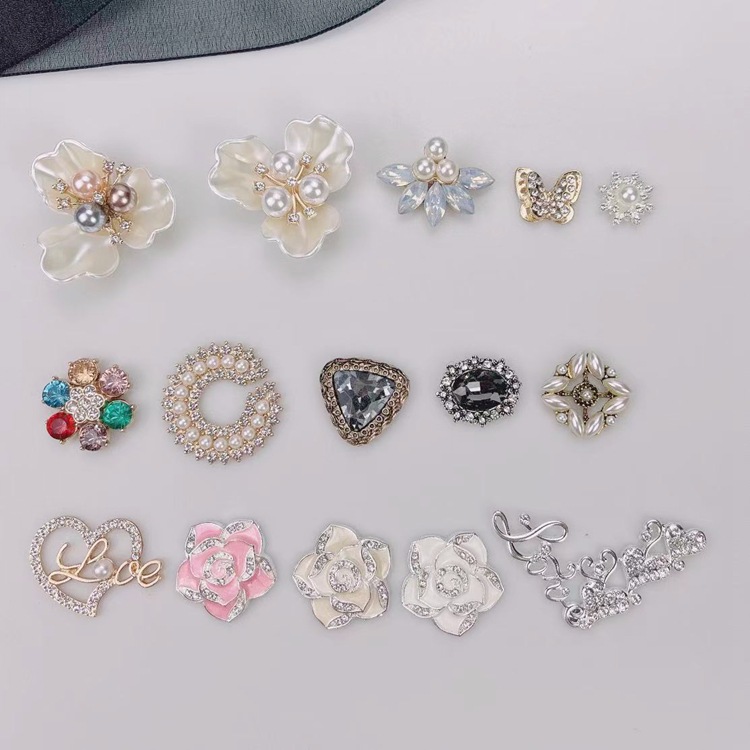 Zapatos de agujero transfronterizos hebilla de diamantes de imitación hebilla de metal accesorios traje hebilla decorativa Amazon aleación agujero zapatos zapato flor