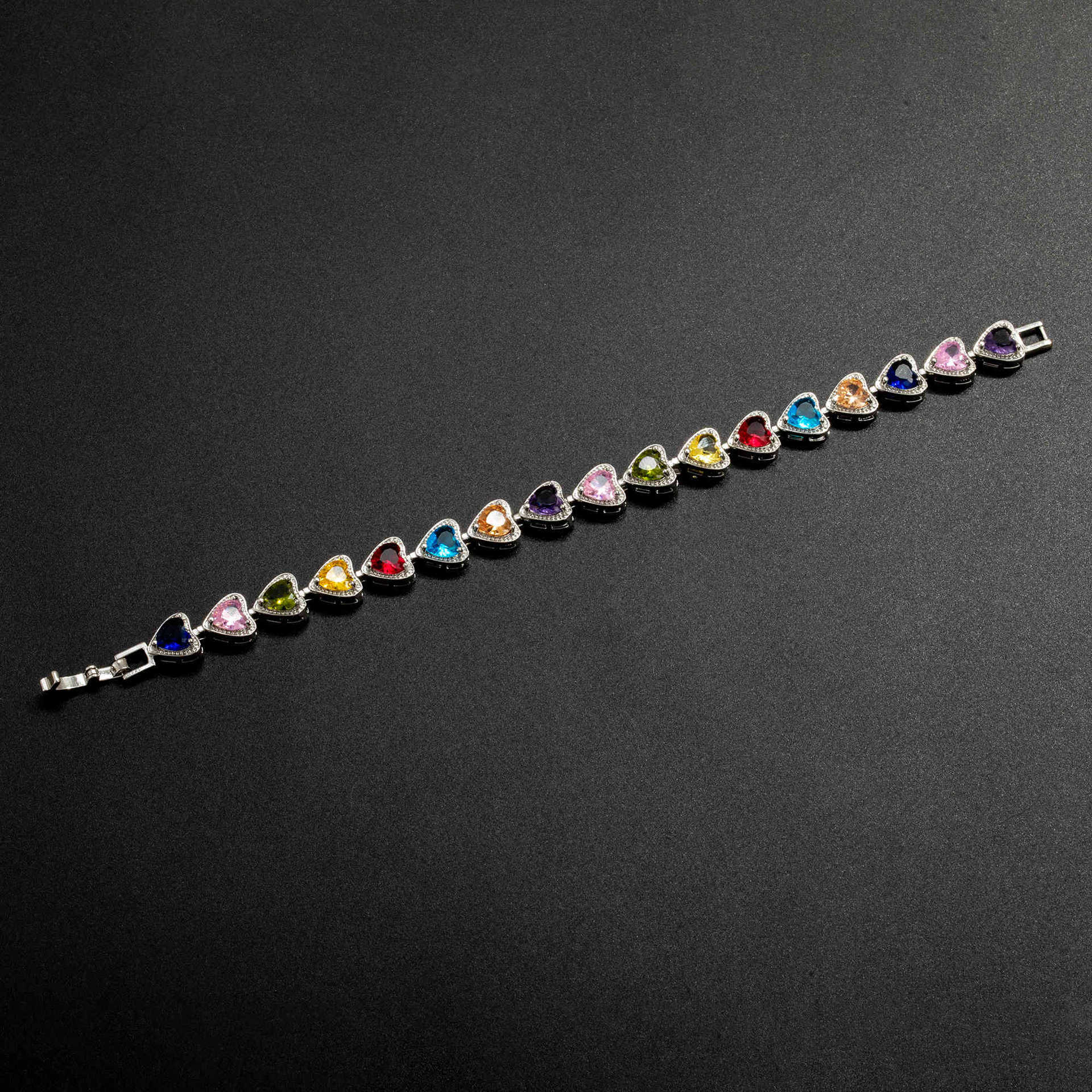 Retro Triangular Colored Crystal Luxury Bracelet Elegant Sophisticated Style Jewelry Accessory_voghion.com