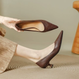 女式时装单鞋;高跟凉鞋;女式皮靴