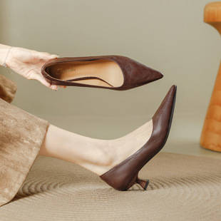 Retro Pointed-Toe Pumps for Women, 2025 Summer New Style, Versatile, Professional Work Clothing, High Heels That Are Not Tiring for Feet