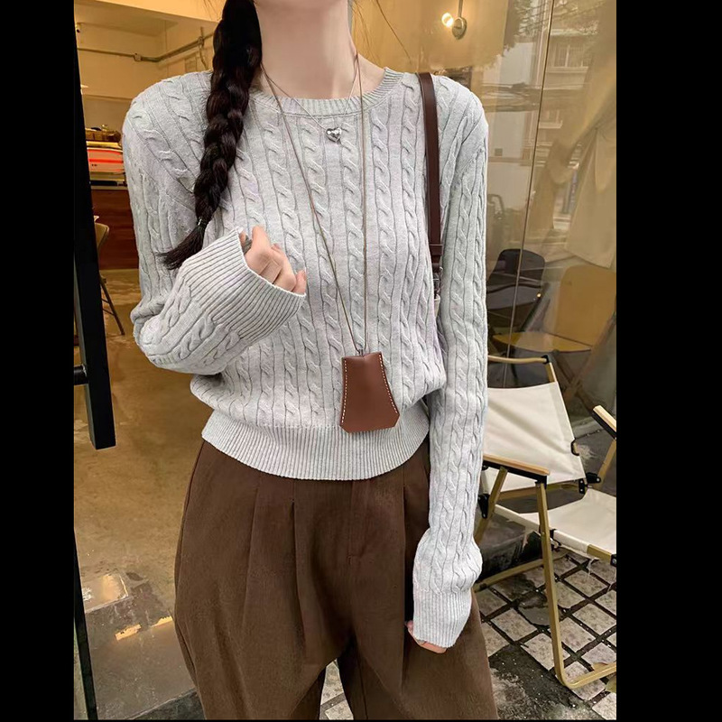 Twist Knit Pullover Sweater with a High-End Feel, Women's 2026 New Autumn and Winter Slim-Fit Short Top