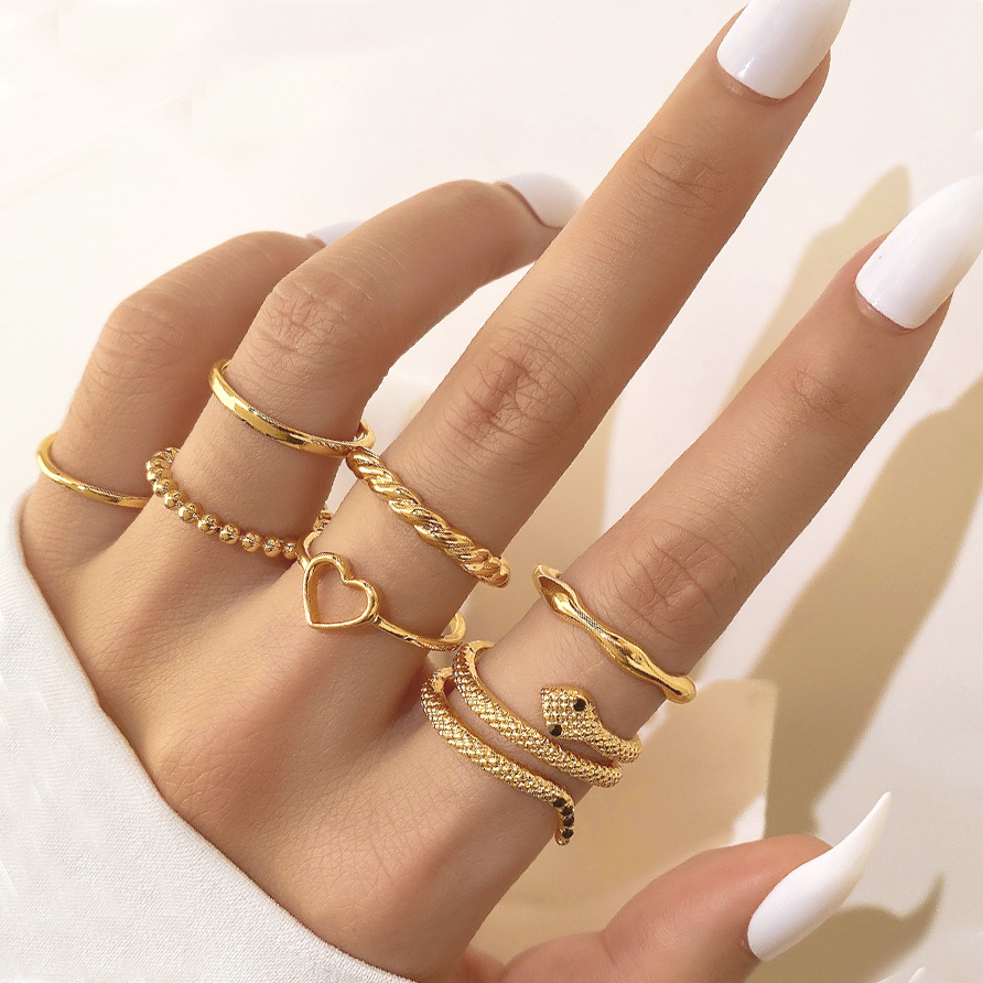 Set di anelli minimalisti impilabili con zirconi per donna_voghion.com