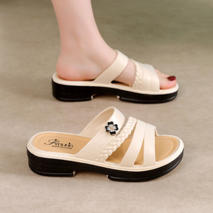 ��ЬŮ�⴩����2024���ļ��¿�ָ��ٴ����Ь�߸��W�t�r�b����Ь