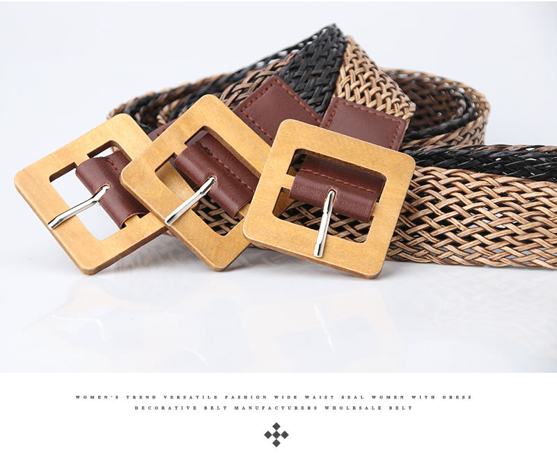 Cintura intrecciata da donna con fibbia quadrata in legno_voghion.com