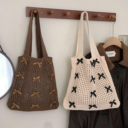Shoulder bag messenger bag women's versatile 2025 new bow element simple hollow knit bag handbag wholesale
