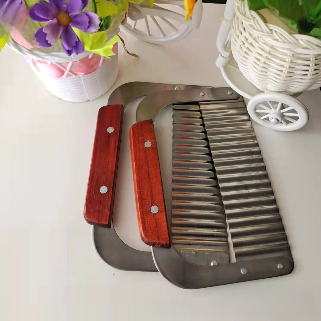Нож картофельный зуб волка из нержавеющей стали with creative wooden handle, гофрированный нож, нож для фри, резак для картофеля из нержавеющей стали, кухонные гаджеты
