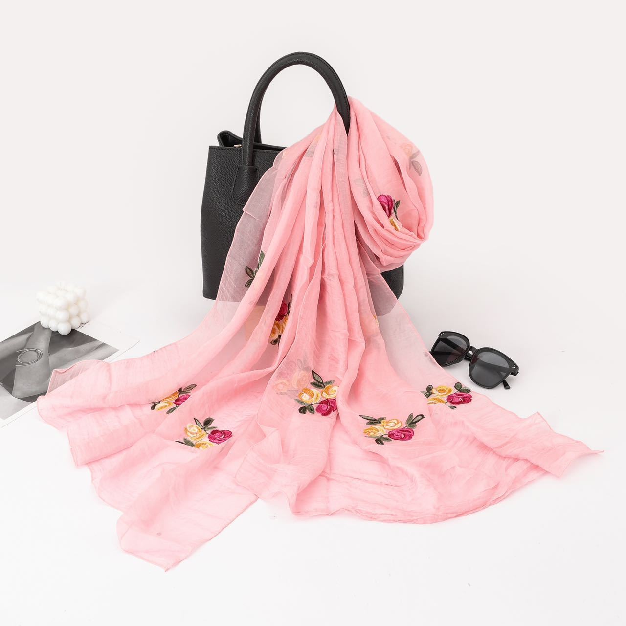 라이트 핑크(세 꽃 쉬폰)