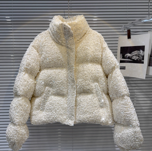 2025 New Winter Style Sweet and Cool Sexy Shiny Sequins Heavy-Duty Warm Bread Jacket down Jacket for Women