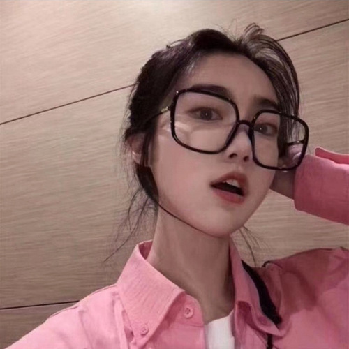 Ins Internet celebrity's same style D's large frame anti-blue light glasses frame personality slimming versatile square frame eye protection flat glasses wholesale