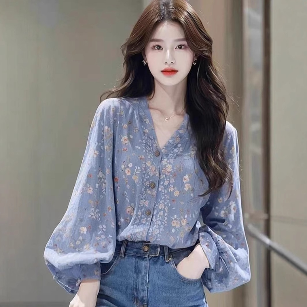 Elegant blue autumn long-sleeve