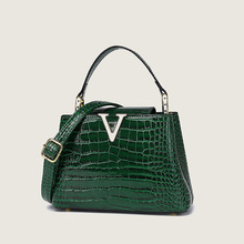 �{�~�y�¿���Ƥʯ�^�y���w�оW�t������r�Іμ�б���V����ˮͰ