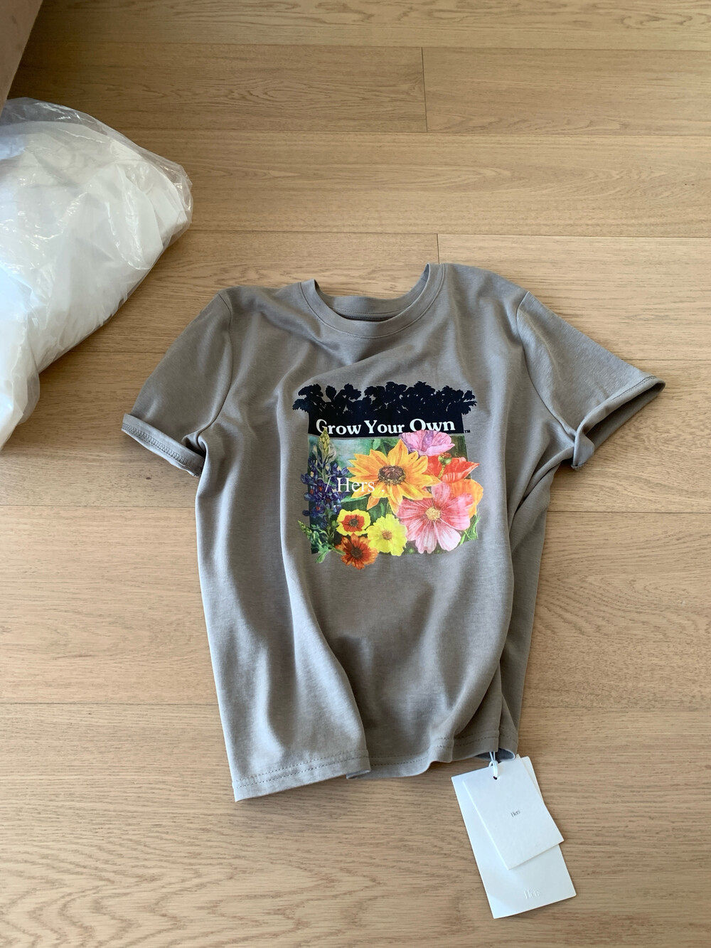 Áo thun nữ cổ tròn tay ngắn họa tiết hoa in vintage phong cách Hàn Quốc rộng thoải mái — Sữa vàng, màu xám, màu mơ chi tiết 20