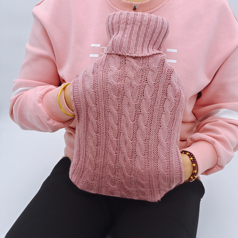 En stock lindo en forma de corazón mano más caliente bolsa de agua portátil creativo llenado de inyección de agua bolsa de agua caliente moda portátil bolso caliente al por mayor