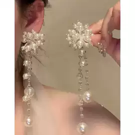 耳环;项链;耳钉