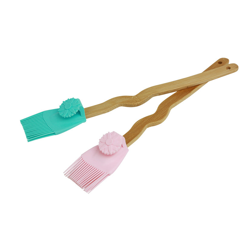 Venta caliente transfronteriza creativa Margarita mango de madera de silicona pala colgante cuenca borde raspador aceite cepillo pala en stock al por mayor