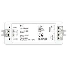 RF 2.4GHz LED��ѹ������5-36VDC 8A�ź��Զ��м�PUSH����3�뽥��