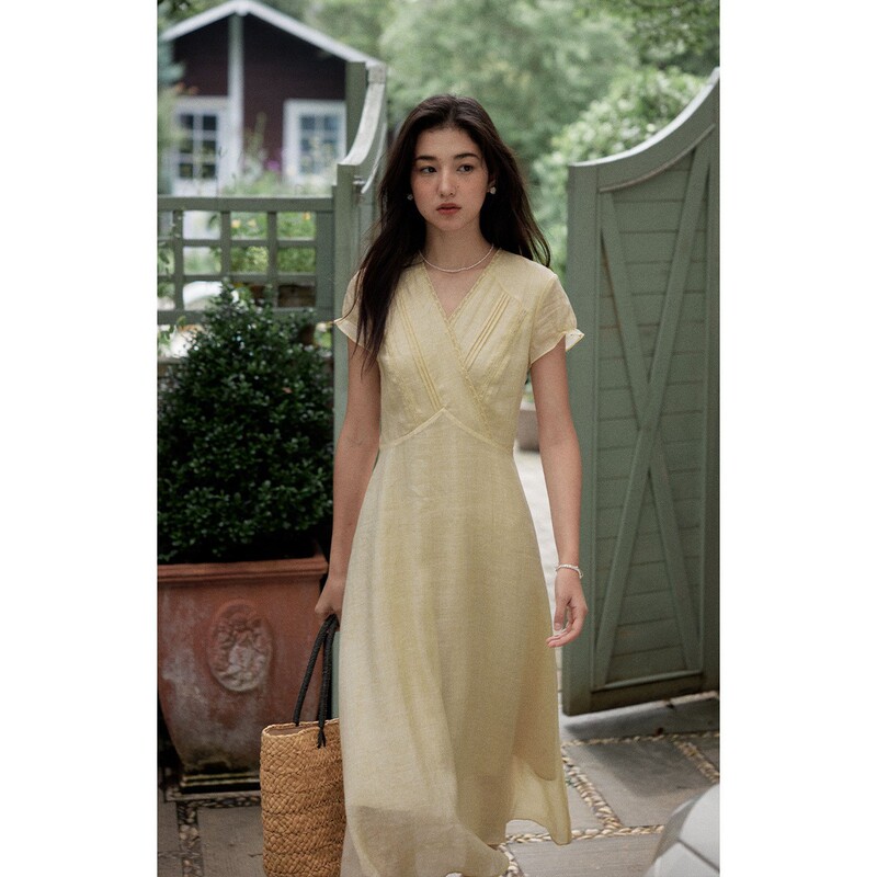 Solighter 2026 Summer New Style French Ramie V-Neck Short-Sleeved Dress with Waist-Cinching Long Skirt for Women
