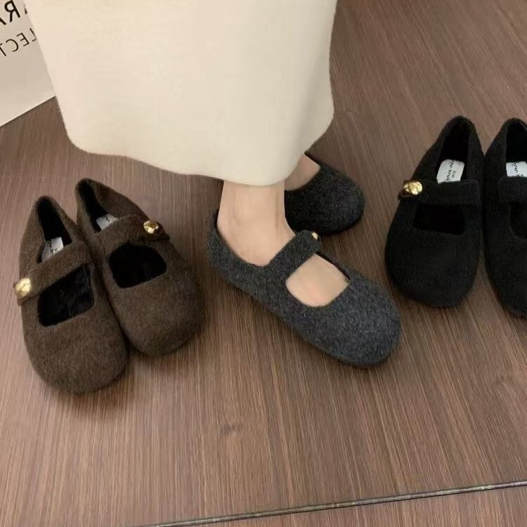 Trendy Retro Evening Style Gray Felt Velcro Round-Toe Mary Jane Shoes with 5cm Inner Heightening Suede Birkenstocks Trendy Retro Evening Style Gray Felt Velcro Round-Toe Mary Jane Shoes with 5cm Inner Heightening Suede Birkenstocks