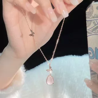芙蓉玉粉水晶吊坠蝴蝶项链高级感小众轻奢设计感水滴简约百搭日常