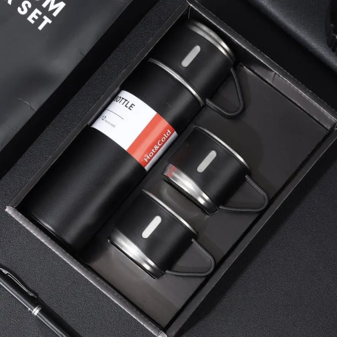 Regalo Taza de aislamiento de acero inoxidable 304 Taza de agua de negocios Una taza Juego de caja de regalo portátil de tres cubiertas Logotipo imprimible