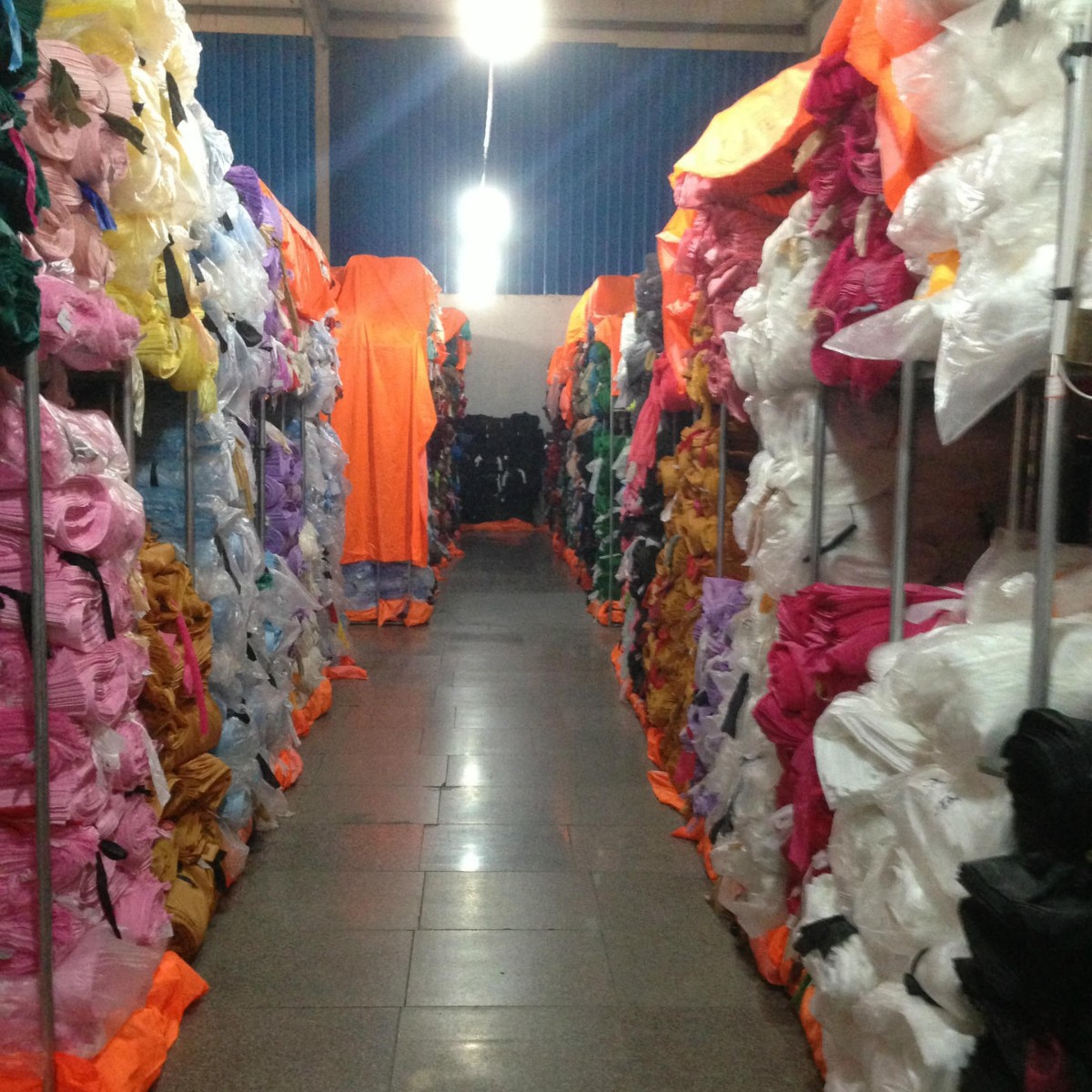 厂家直销现货供应 210T涤塔夫80克 颜色多品种齐全欢迎选购