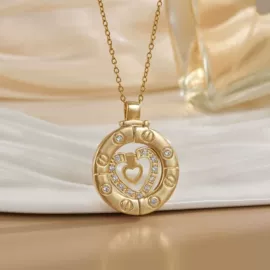 项链;戒指;首饰套装