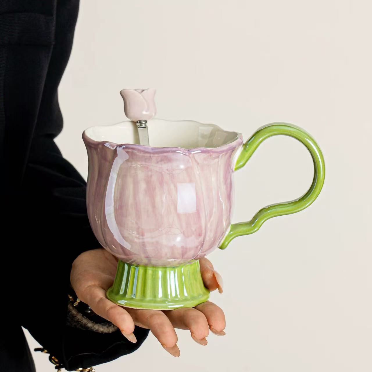 Flores de color de mano taza alta - púrpura + cuchara exclusiva