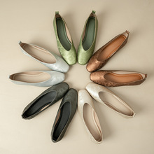 法式复古单鞋百搭韩版低跟浅口鞋文艺新中式国风款方头软皮奶奶鞋